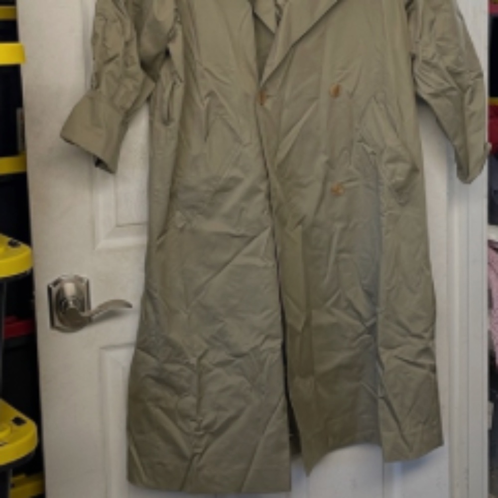 Aliocha Khaki Trench Coat - Picture 5 of 6
